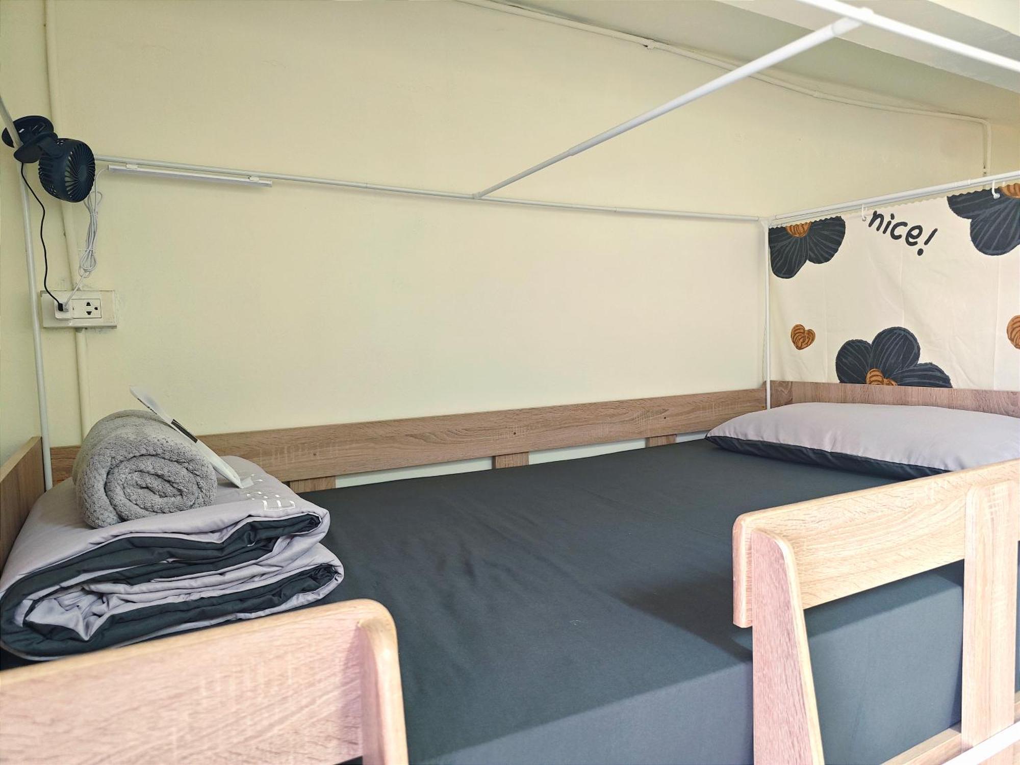 Panda Lodge Home Stay Бангкок Номер фото