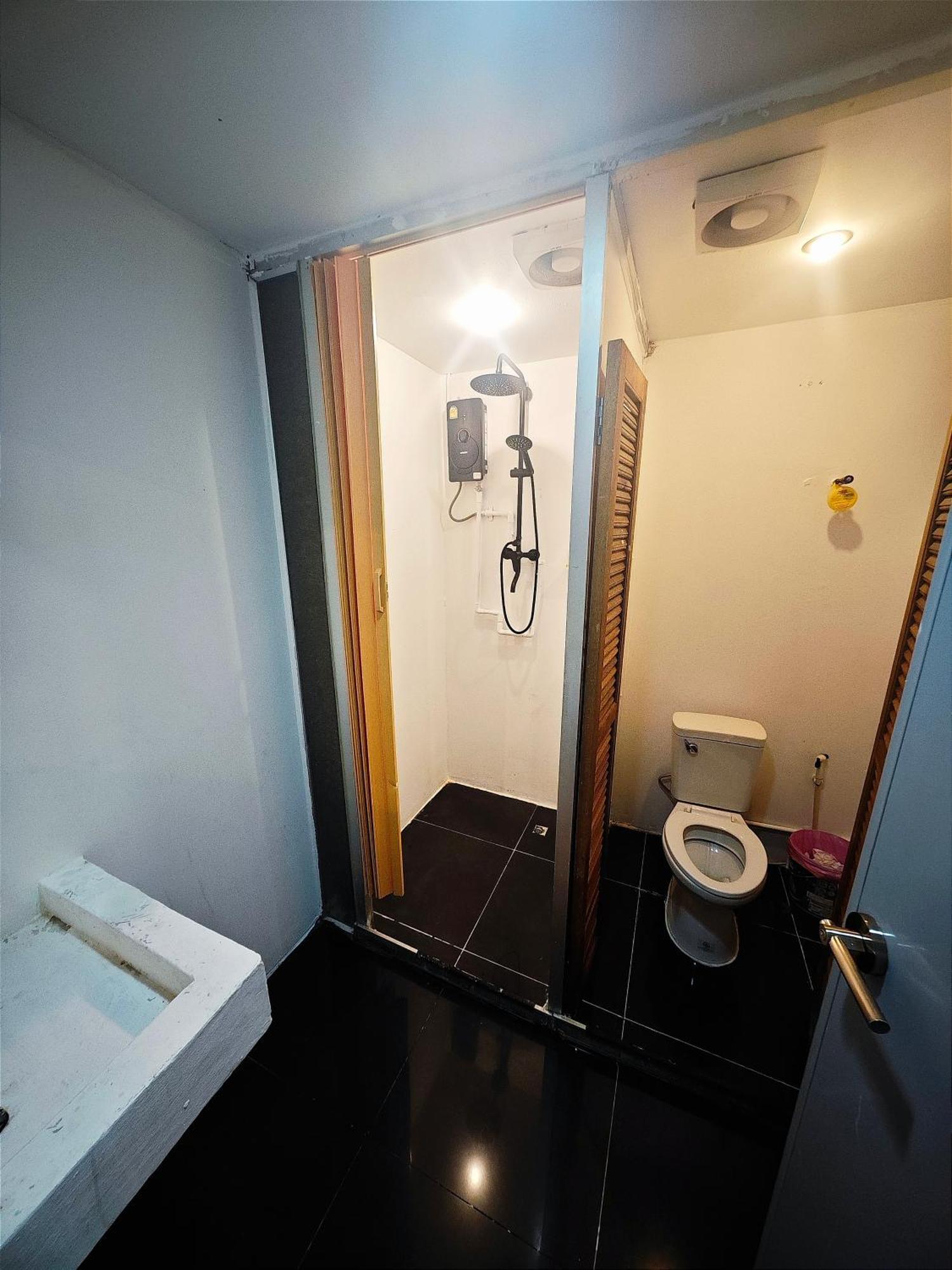 Panda Lodge Home Stay Бангкок Экстерьер фото