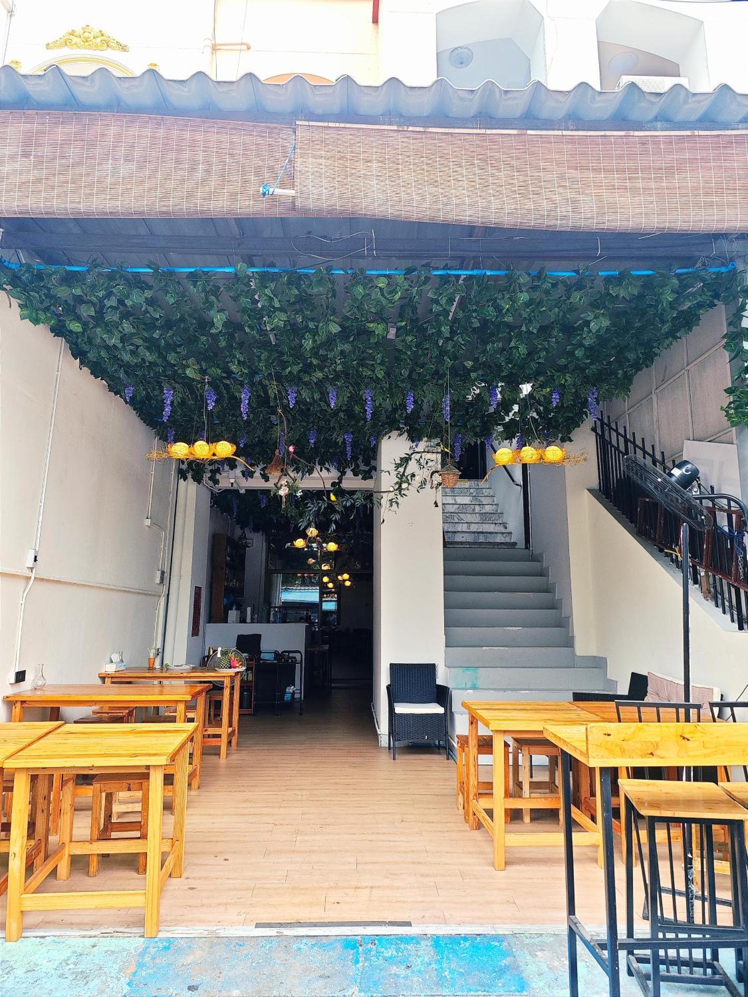 Panda Lodge Home Stay Бангкок Экстерьер фото