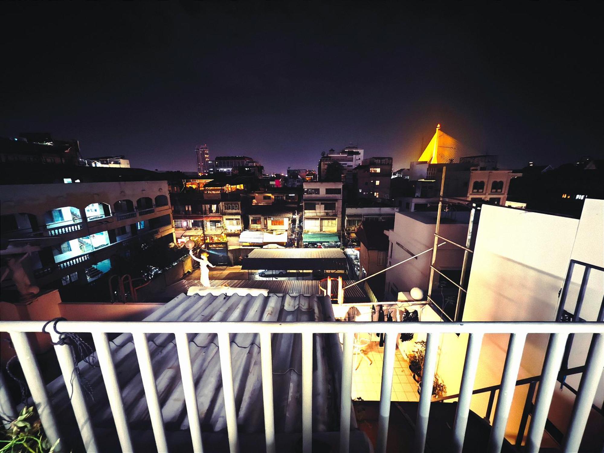 Panda Lodge Home Stay Бангкок Экстерьер фото